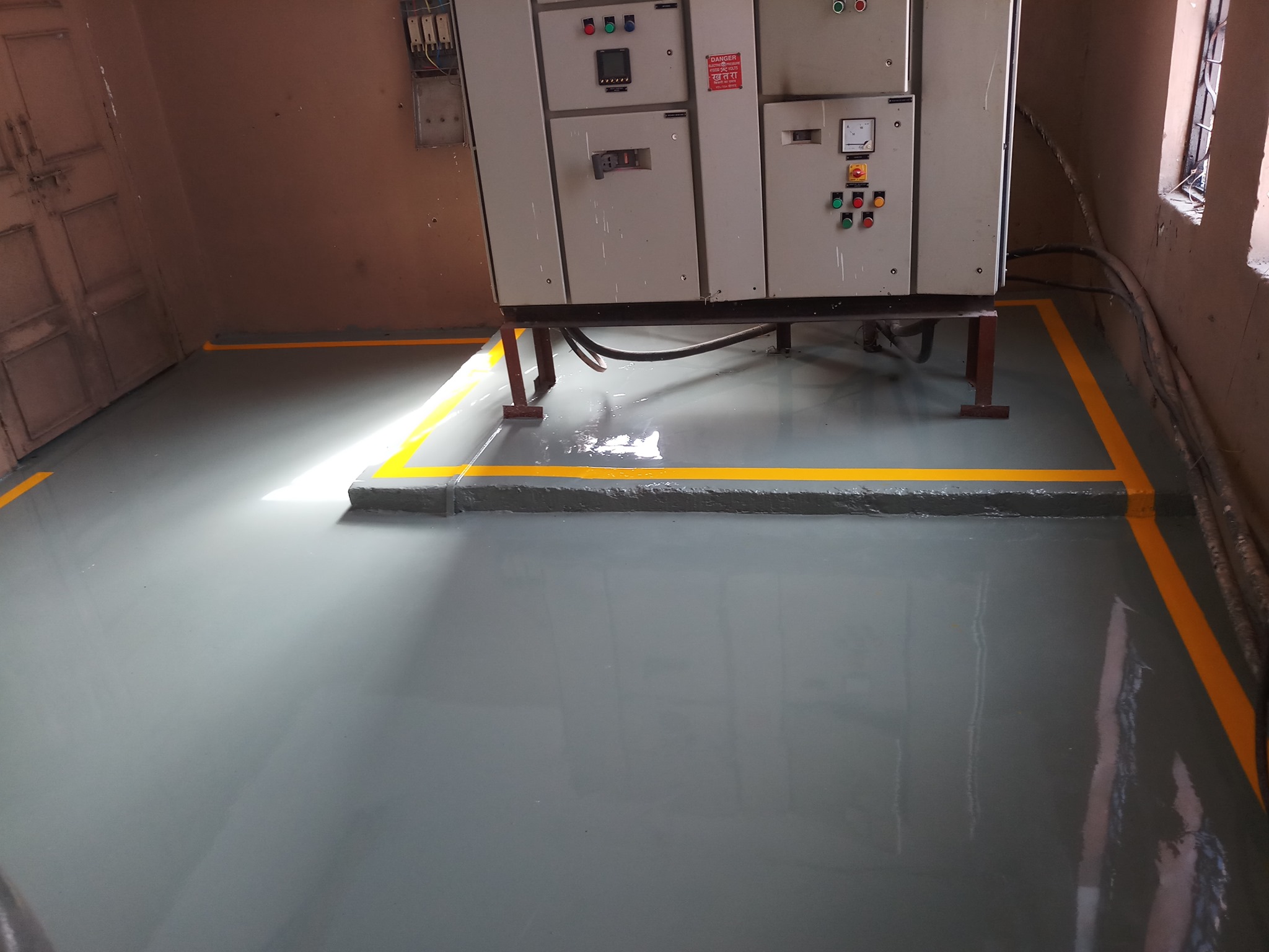 Epoxy floor coating services